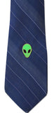 Novel Merk Alien Head Lapel Pin, Hat Pin & Tie Tack with Clutch Back (Single Pack)